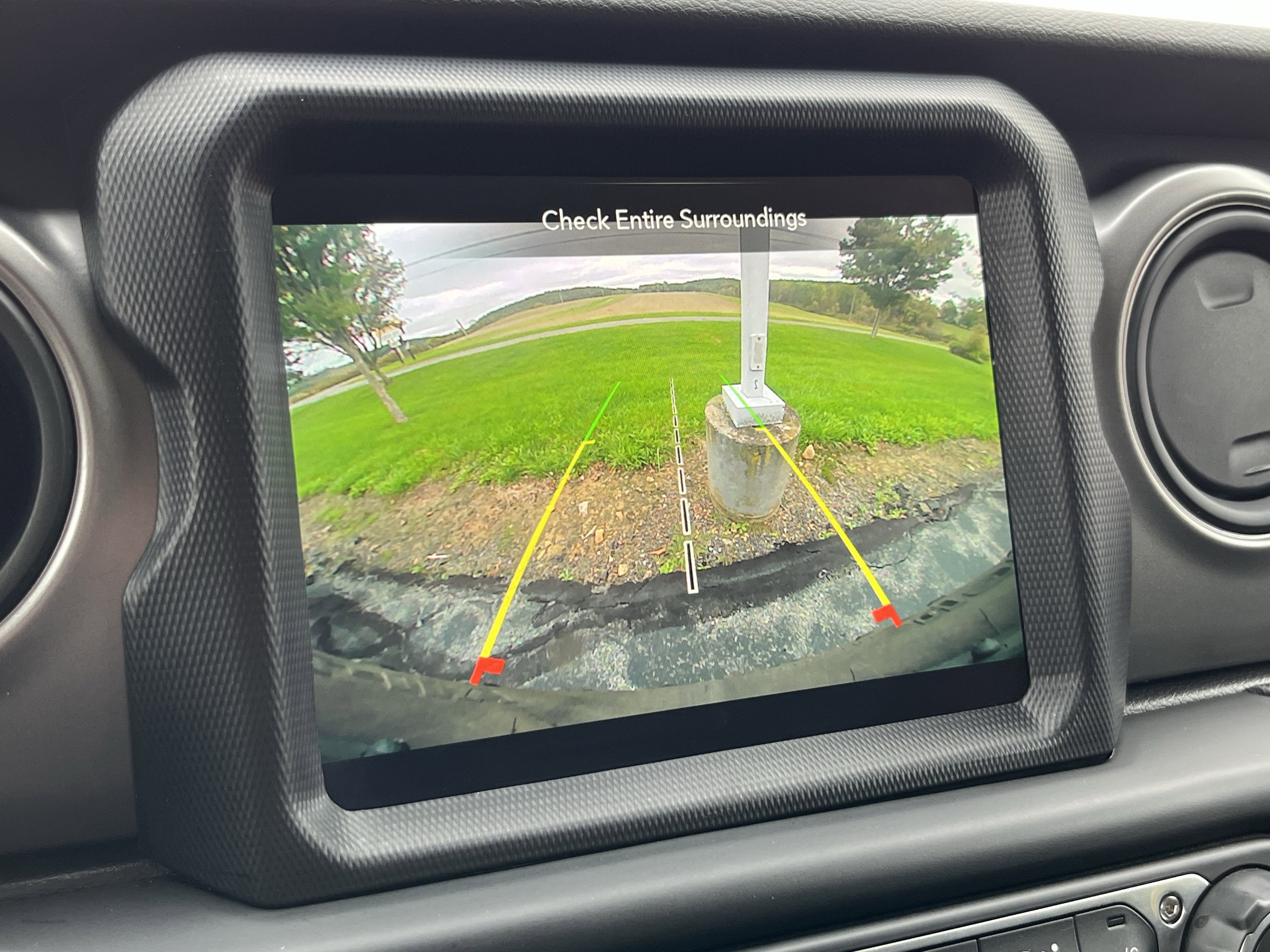 Used 2022 Jeep Wrangler Unlimited Sport image 25