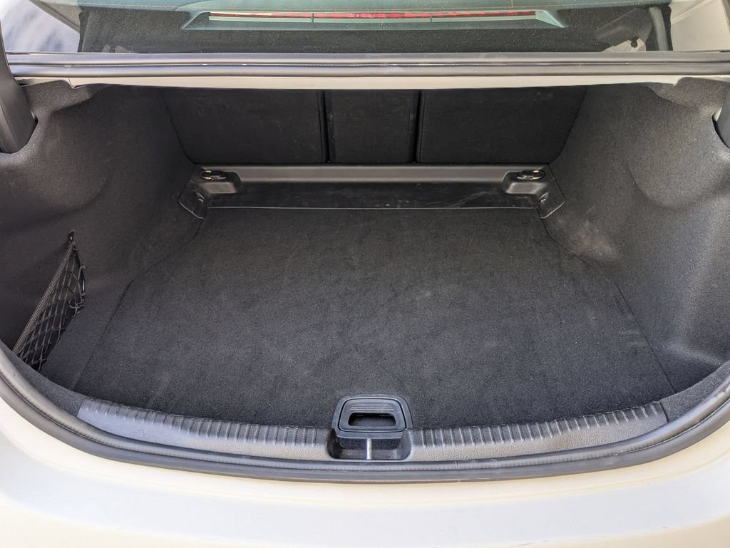 Used 2025 Mercedes-Benz C 300 Sedan image 26