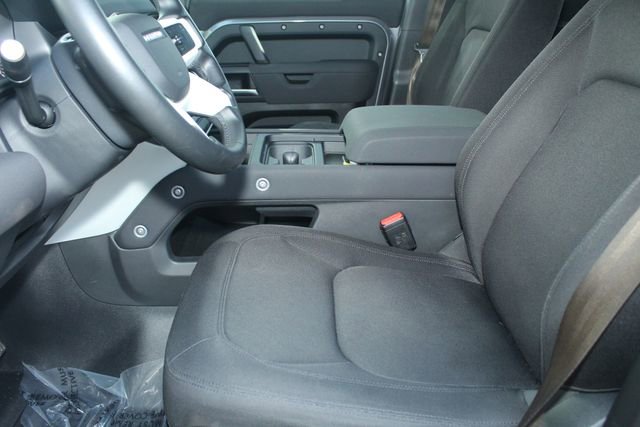 Used 2023 Land Rover Defender 110 image 20