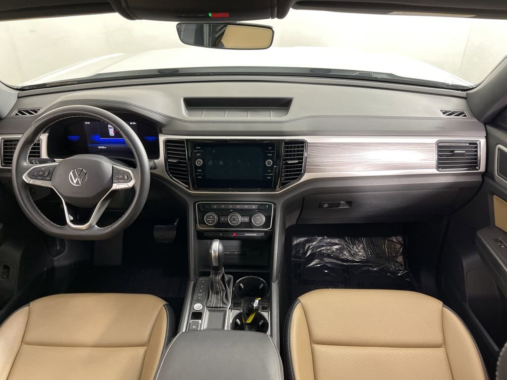 Used 2022 Volkswagen Atlas Cross Sport SE w/ Panoramic Sunroof Package image 18