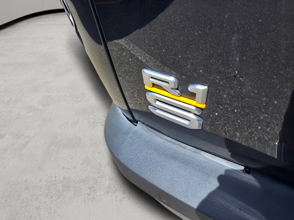 Used 2024 Rivian R1S Adventure AWD/4WD image 18