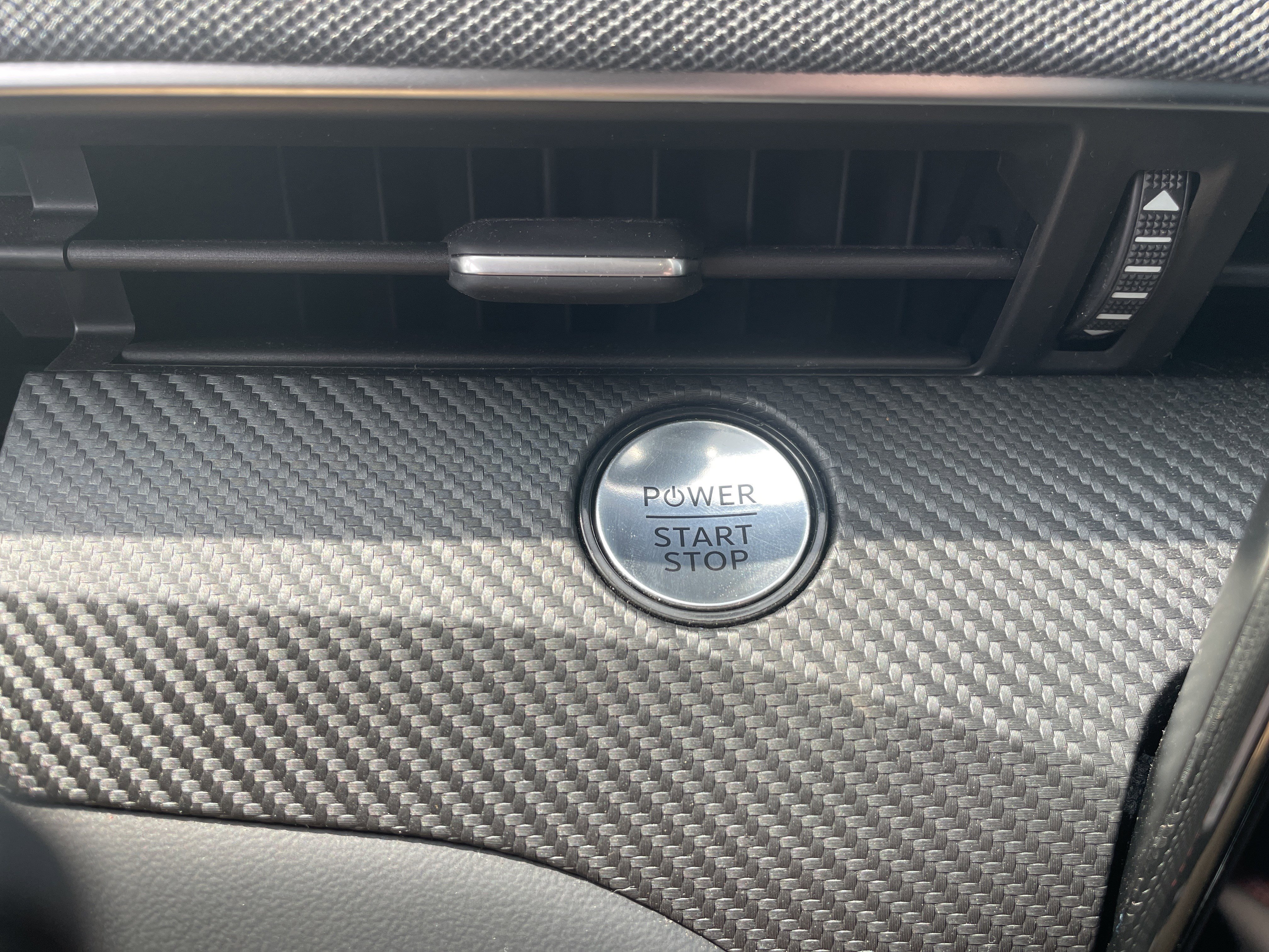 Used 2025 Ford Mustang Mach-E Premium w/ Sport Appearance Package image 36