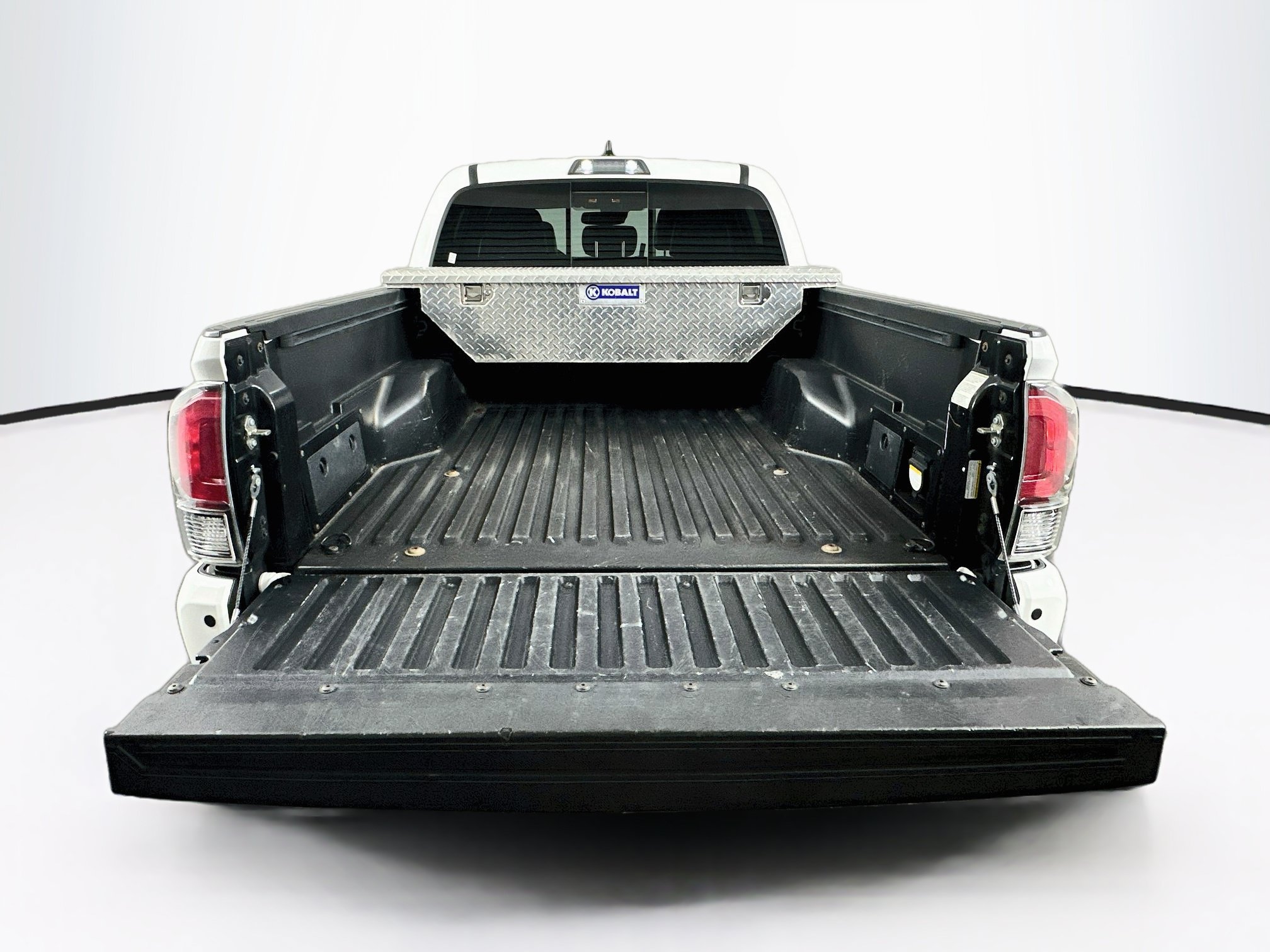 Used 2018 Toyota Tacoma TRD Pro AWD/4WD image 28
