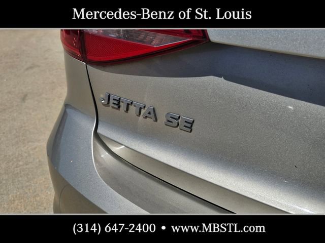 Used 2015 Volkswagen Jetta SE FWD image 6