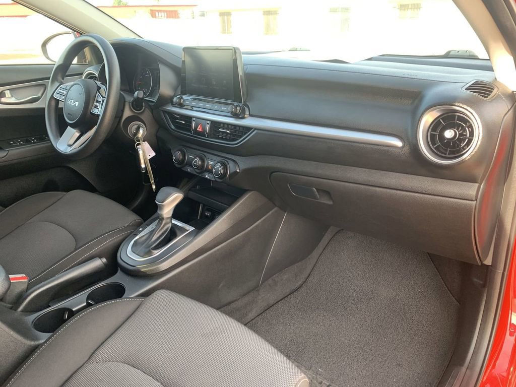 Used 2023 Kia Forte LXS FWD image 27
