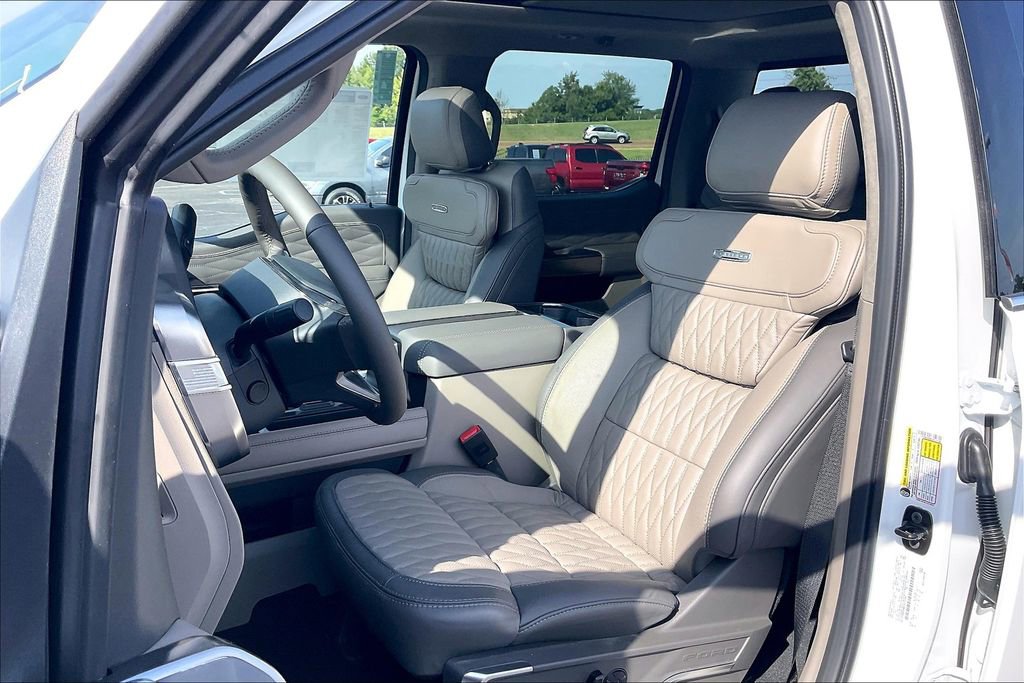 New 2026 Ford F350 Platinum w/ Platinum Plus Package image 9