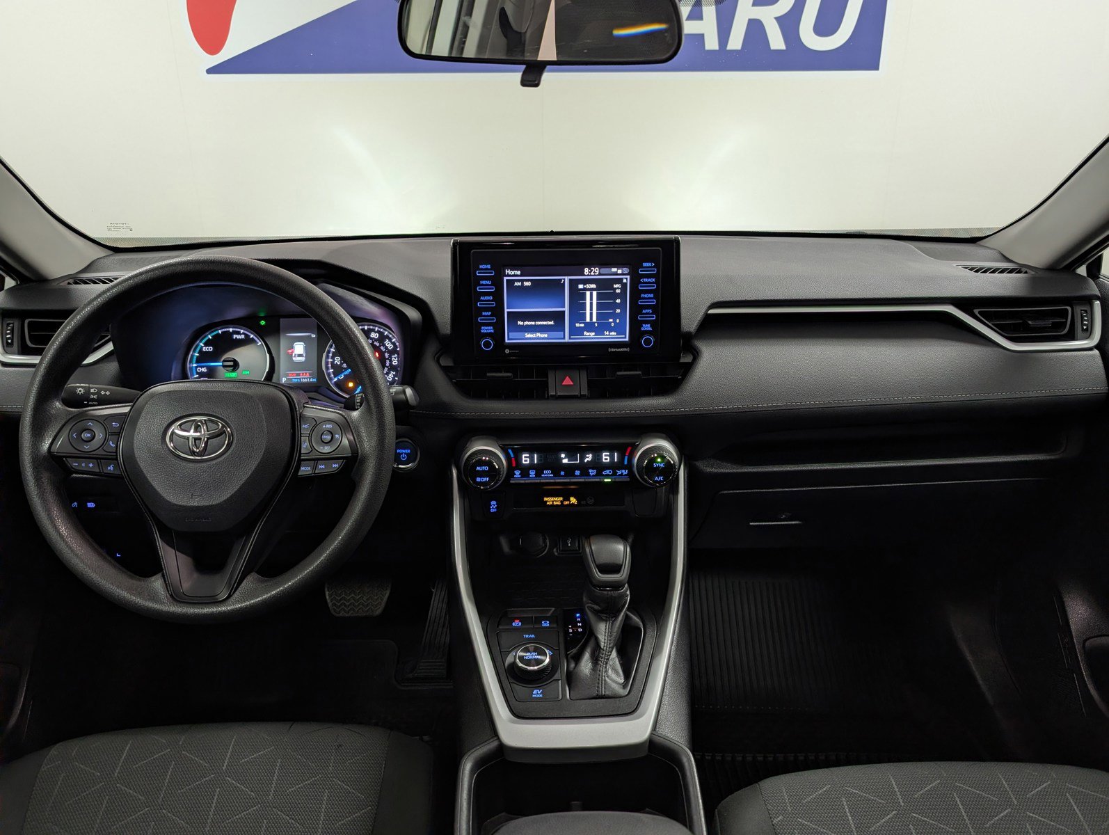 Used 2022 Toyota RAV4 XLE image 8