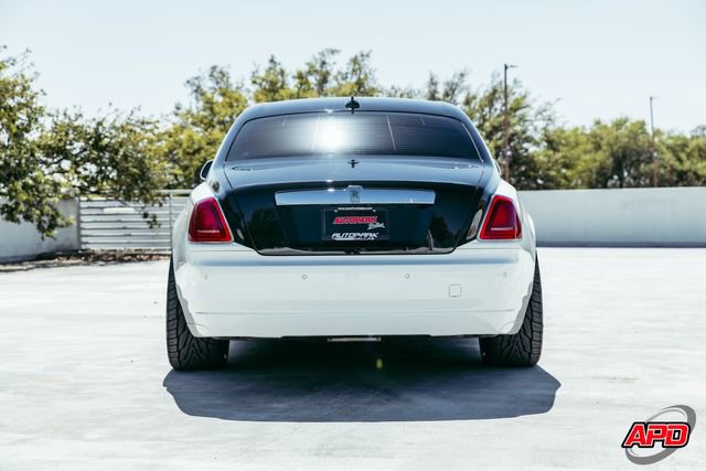 Used 2017 Rolls-Royce Ghost RWD image 22