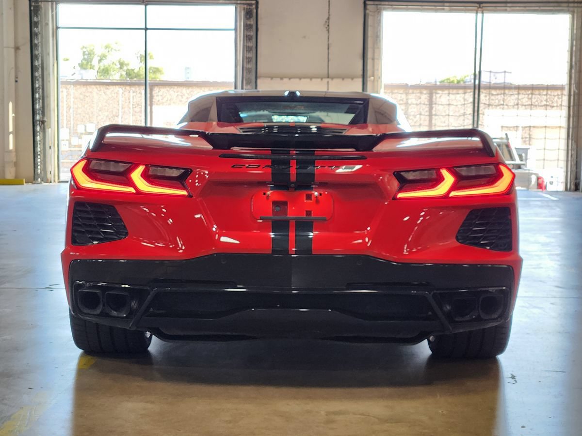 Used 2023 Chevrolet Corvette Stingray Premium Conv w/ Z51 Performance Package RWD image 11