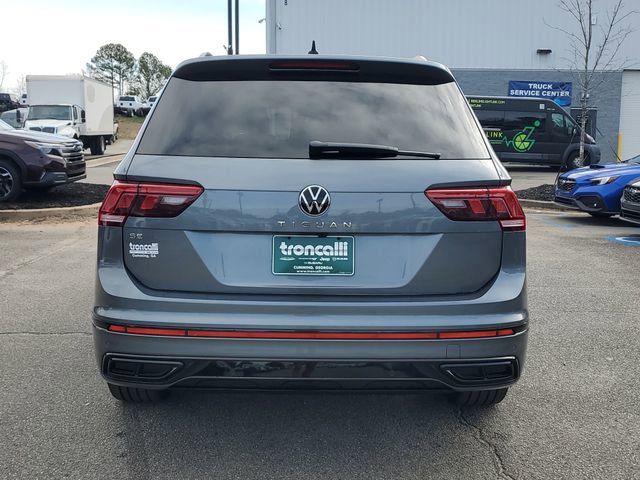 Used 2024 Volkswagen Tiguan SE R-Line image 5