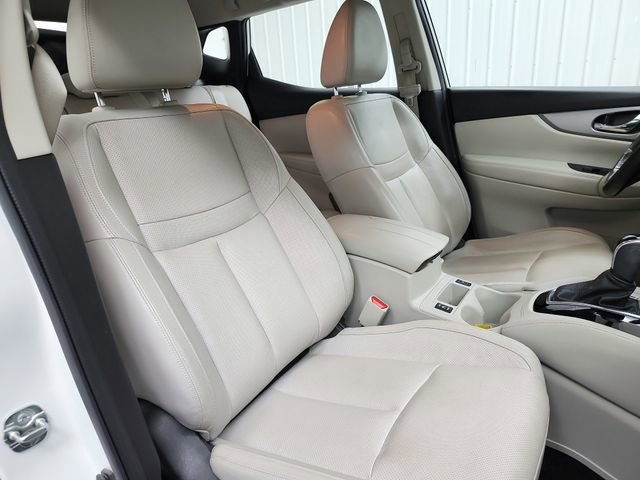 Used 2020 Nissan Rogue Sport SL w/ Premium Package image 46