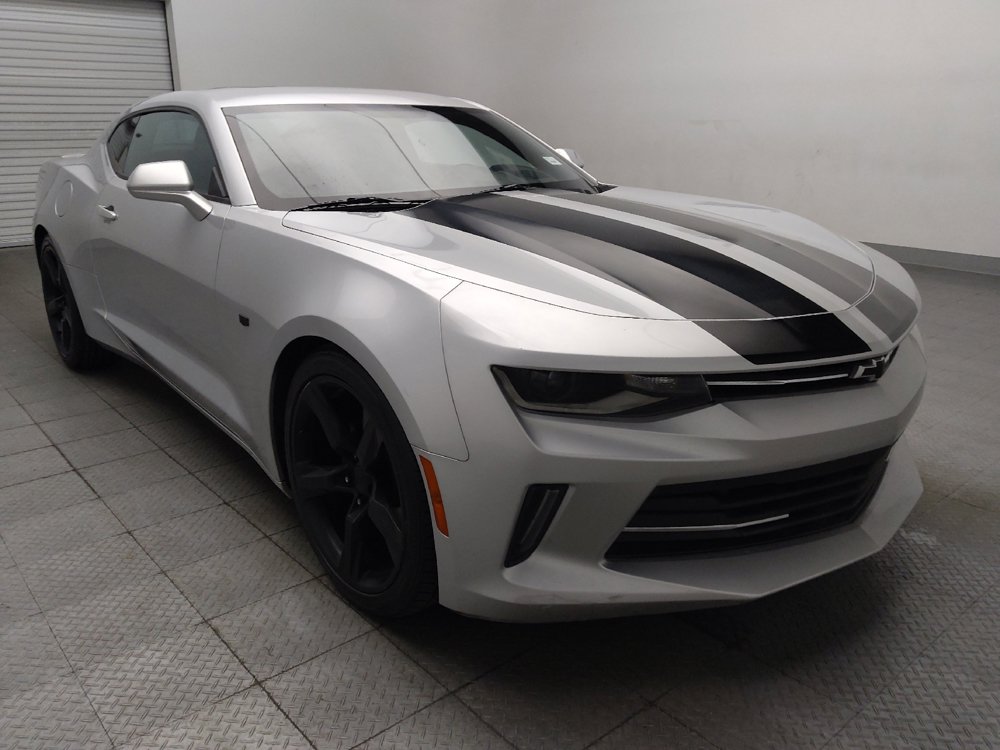 Used 2016 Chevrolet Camaro LT RWD image 13