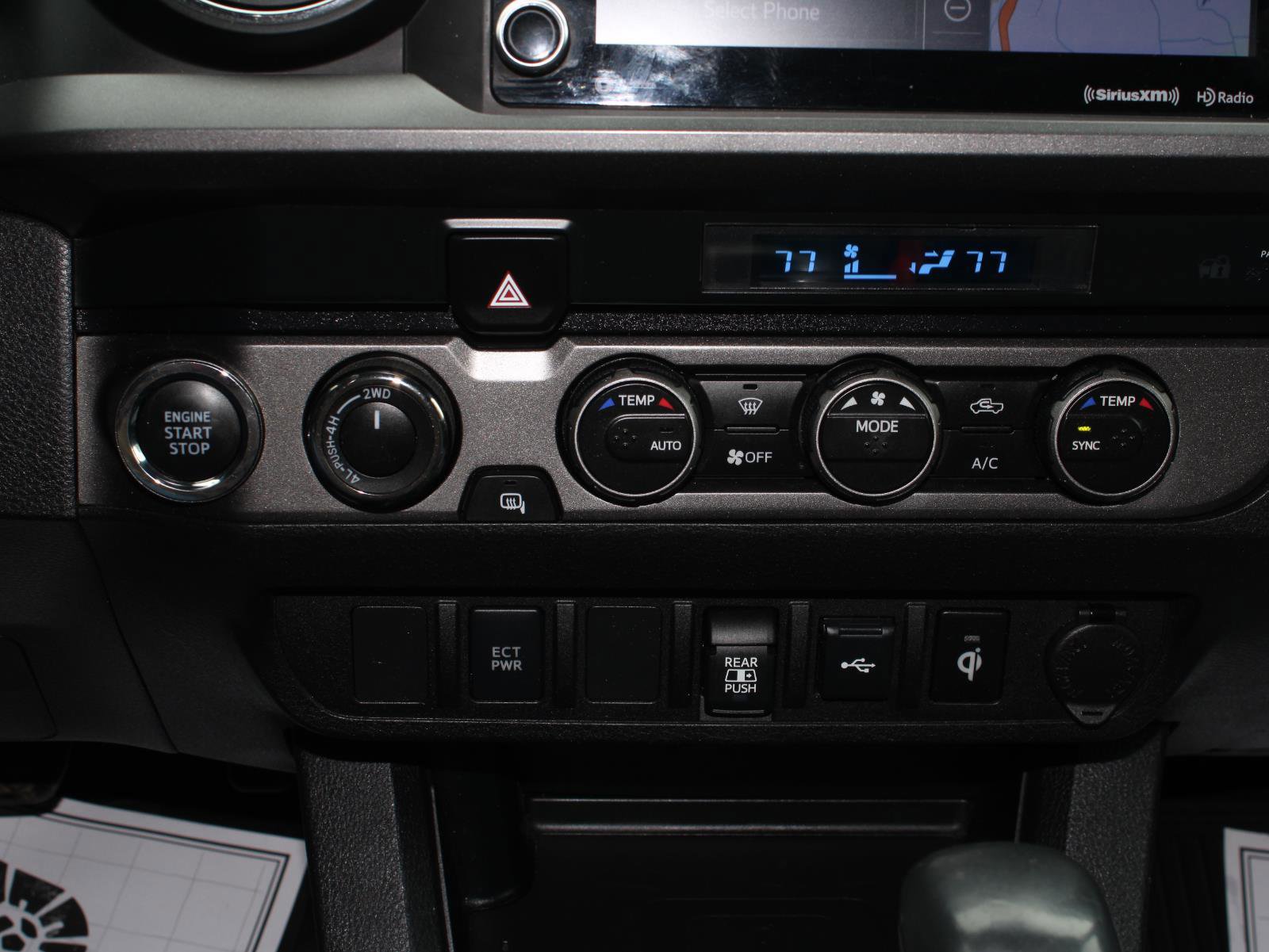 Used 2022 Toyota Tacoma TRD Sport AWD/4WD image 13