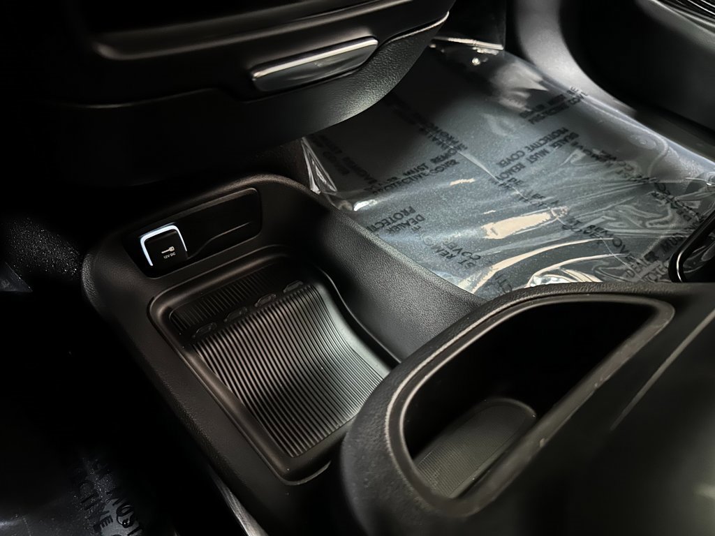 New 2026 Chrysler Pacifica Select image 32