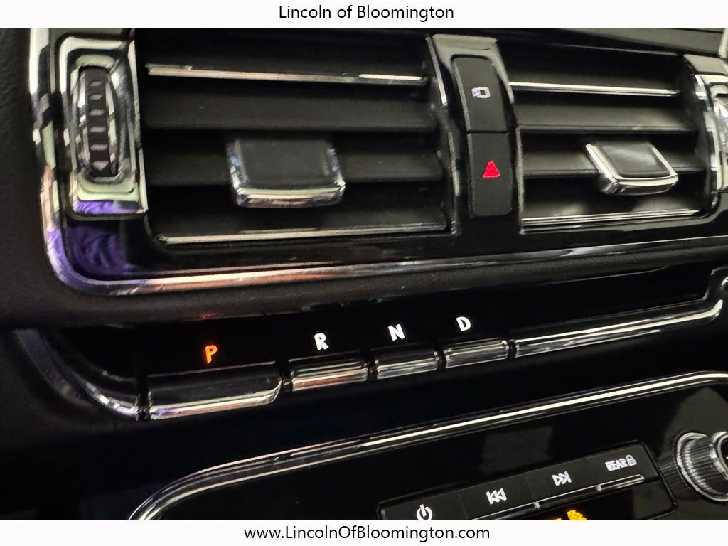 Used 2020 Lincoln Navigator Reserve AWD/4WD image 35