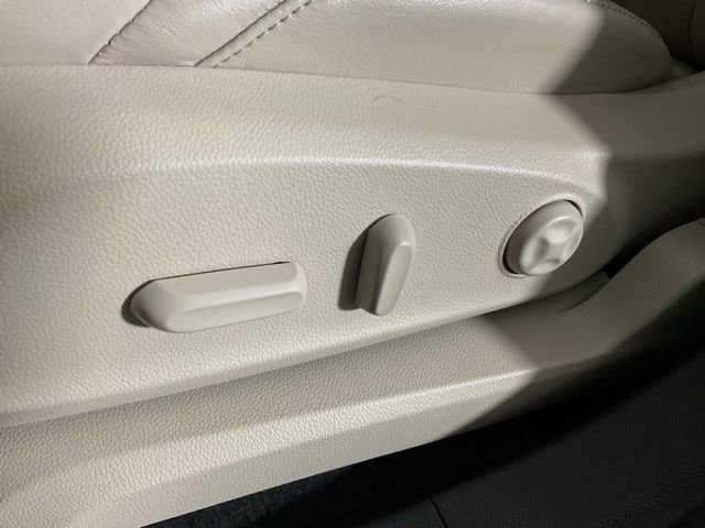 Used 2020 Buick Envision Essence image 31