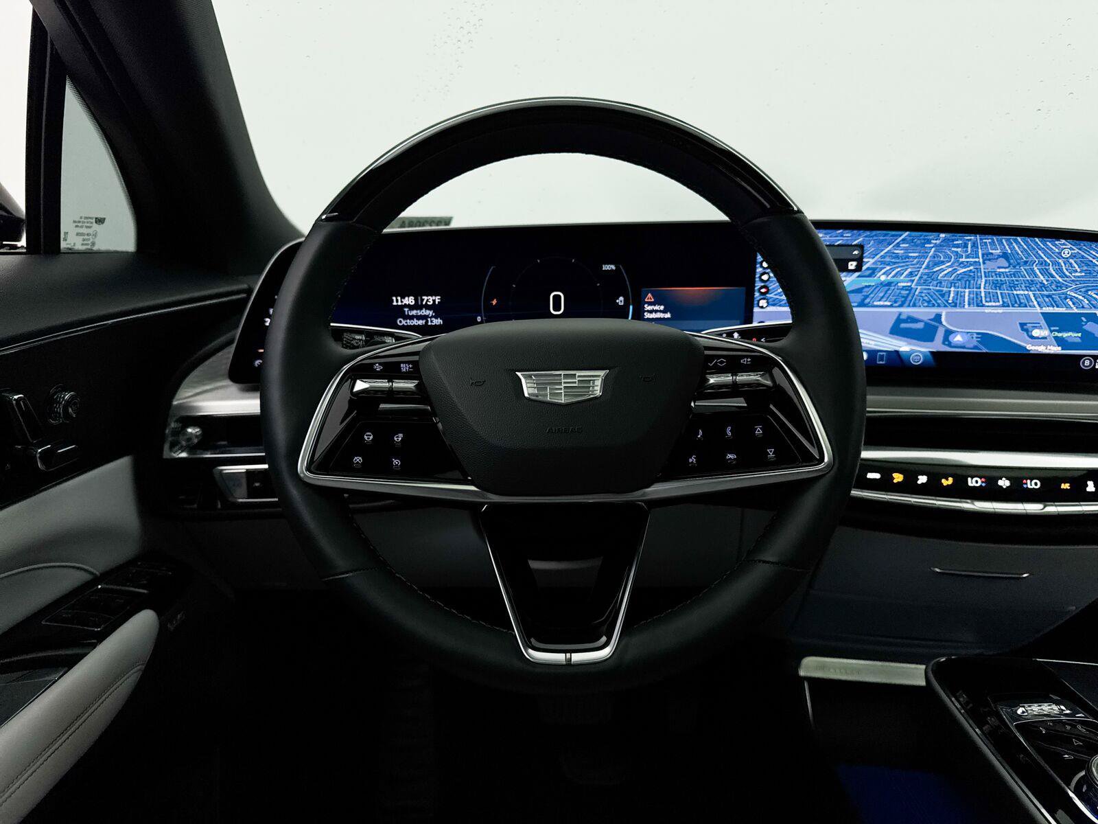 Used 2023 Cadillac Lyriq 2WD image 35