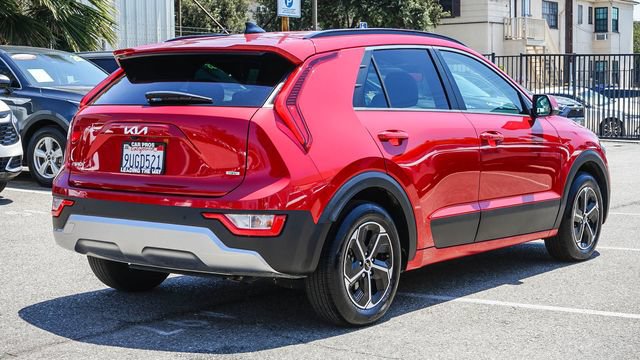 Certified 2025 Kia Niro EX FWD image 9