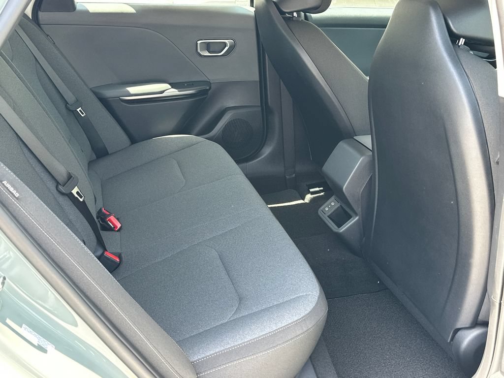 New 2026 Kia K4 FWD image 12