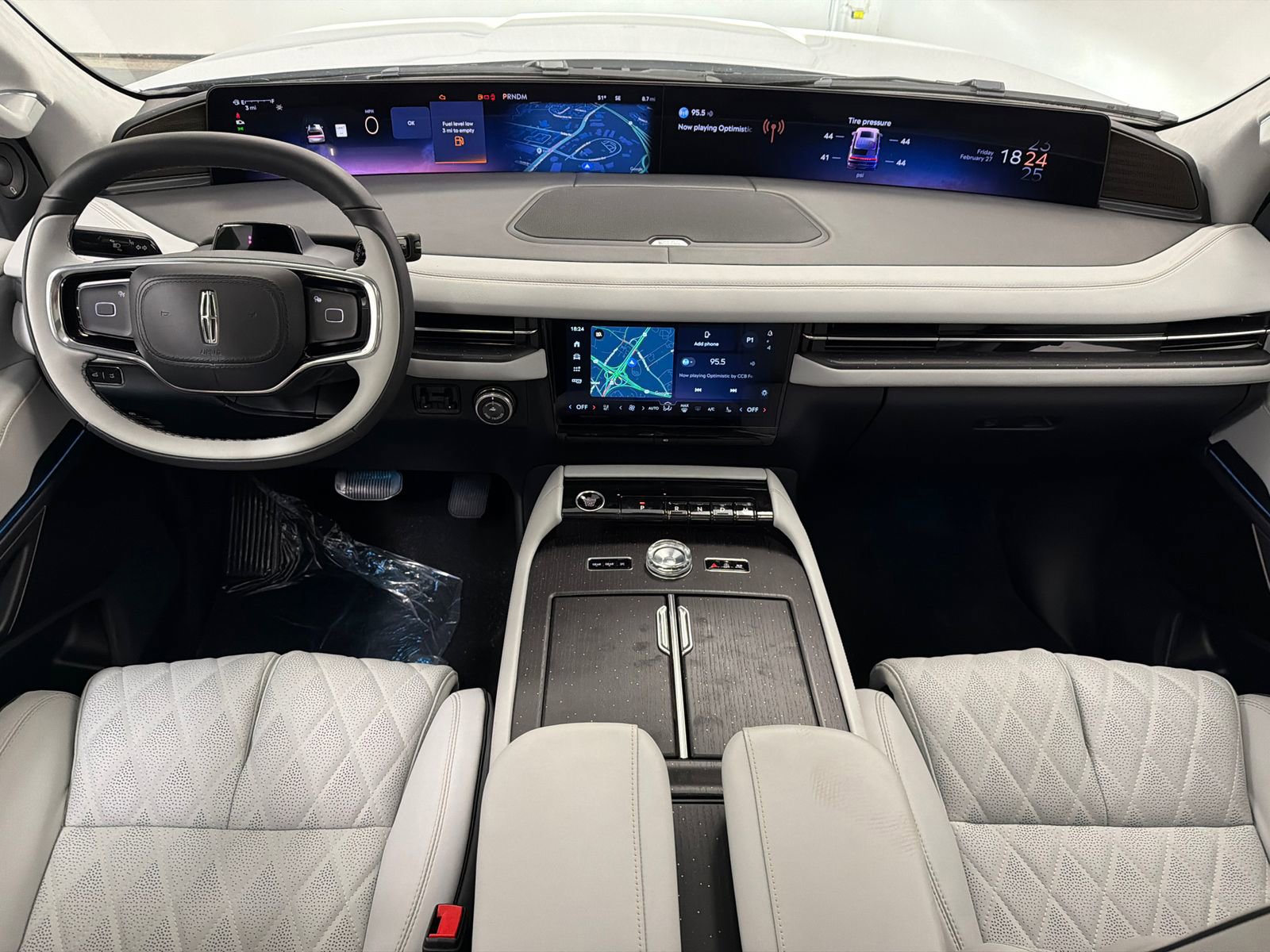 New 2026 Lincoln Navigator Black Label AWD/4WD image 23