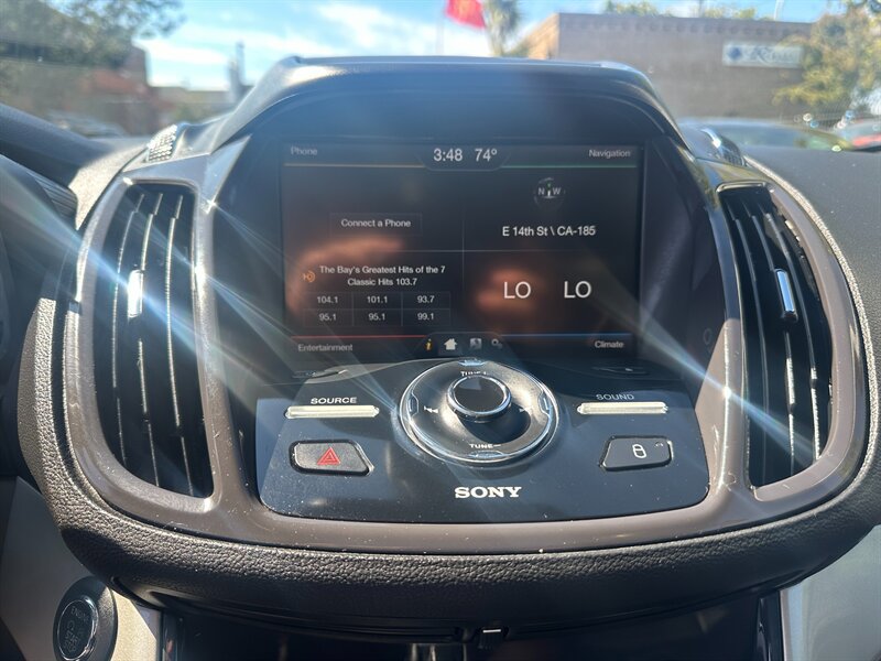 Used 2013 Ford C-MAX Energi SEL FWD image 19
