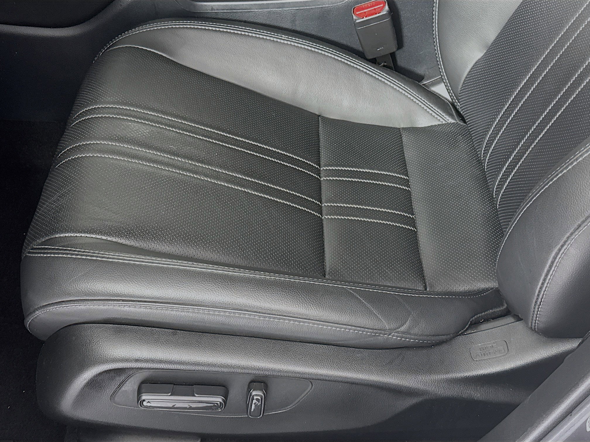 Certified 2024 Honda HR-V EX-L image 18