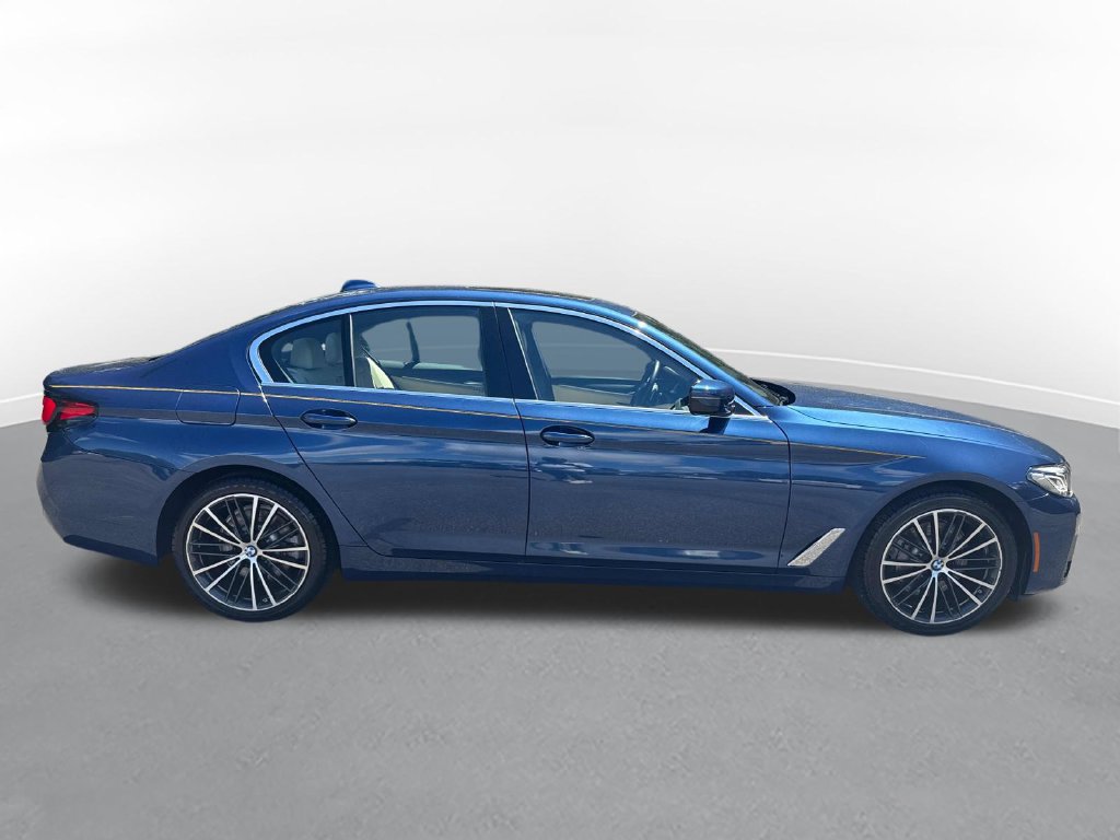 Used 2023 BMW 530i w/ Convenience Package RWD image 5