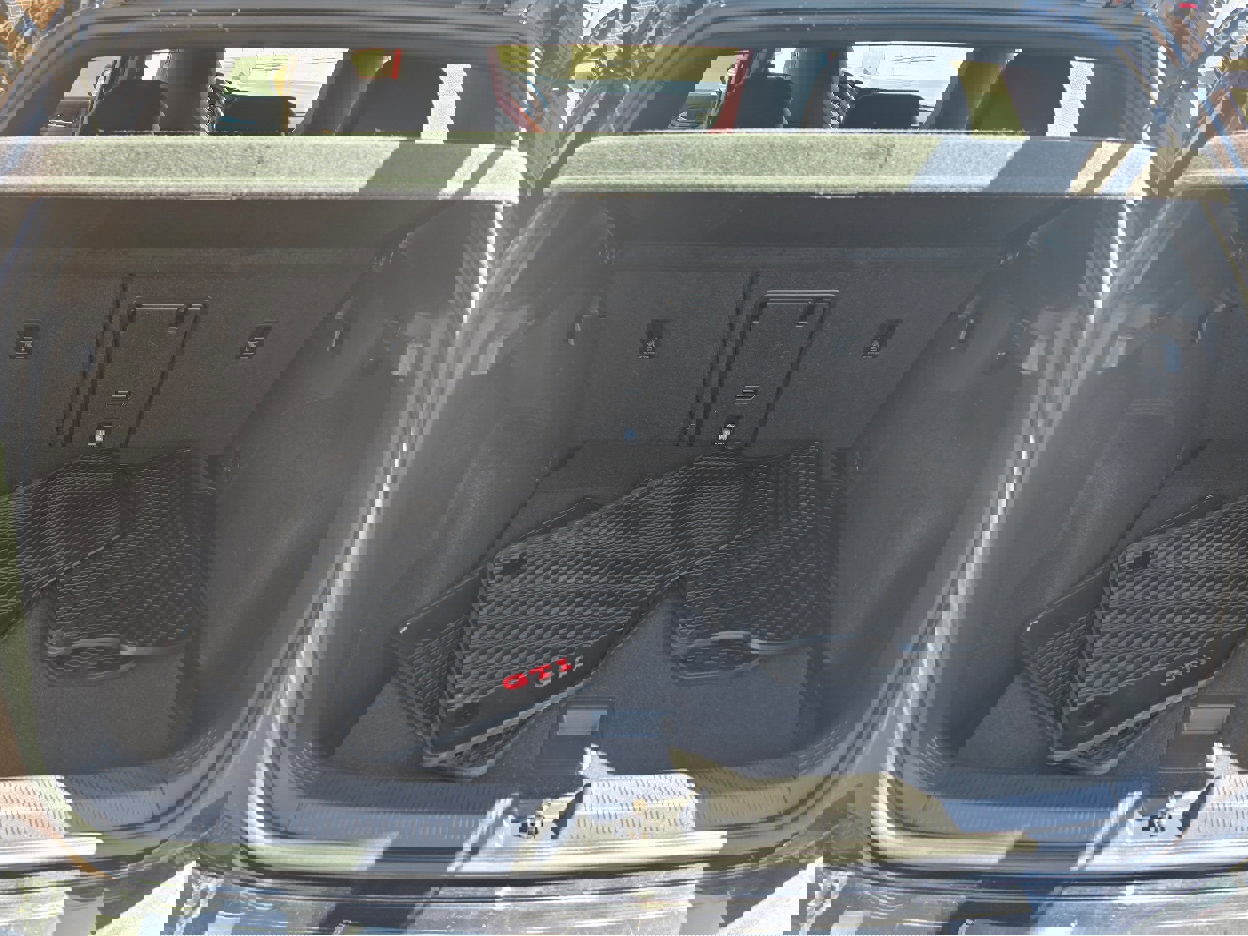 Used 2024 Volkswagen GTI Autobahn FWD image 11