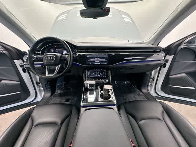 Used 2022 Audi Q8 Prestige AWD/4WD image 22