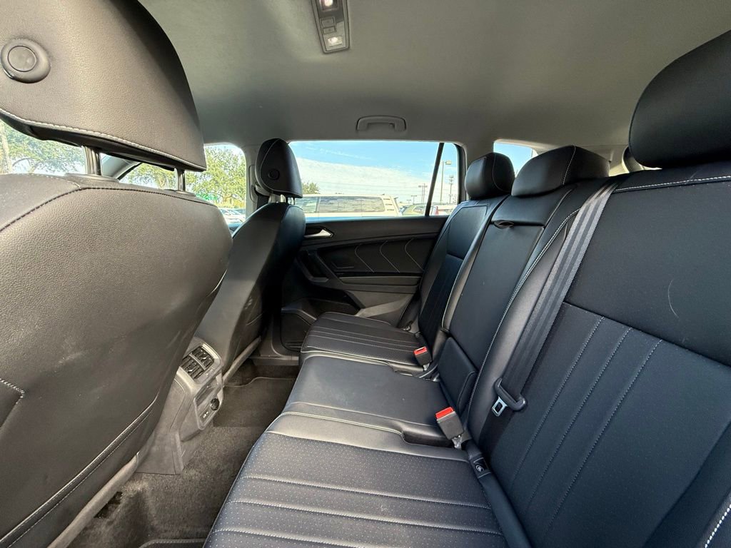 Used 2023 Volkswagen Tiguan SE image 16