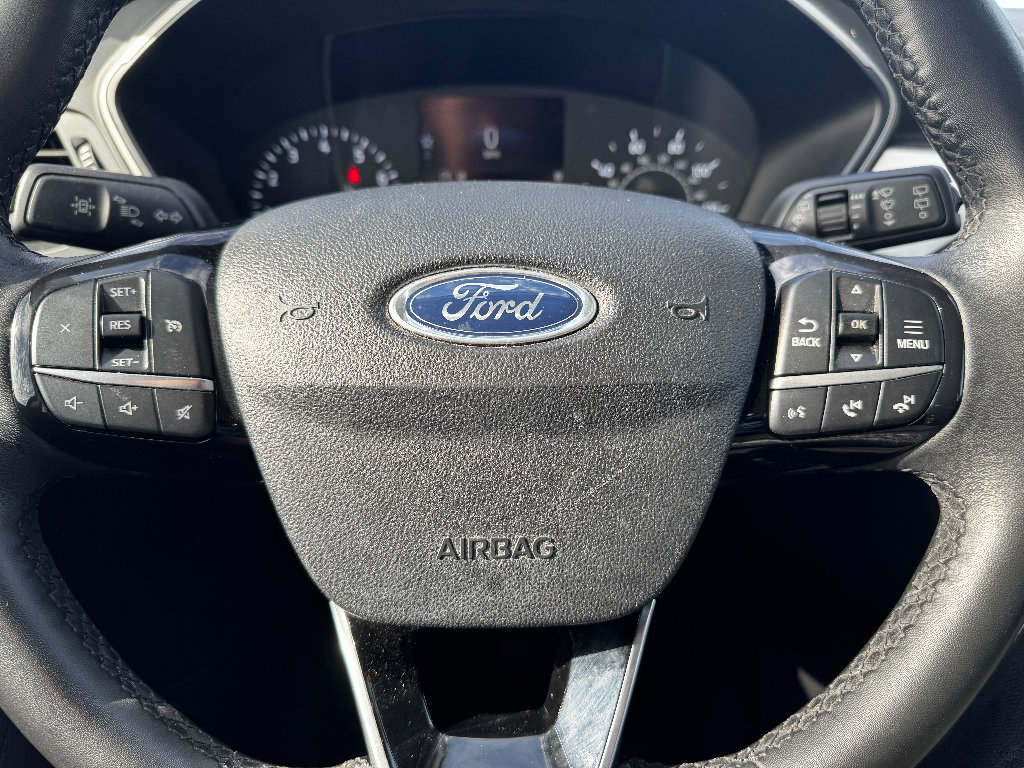 Used 2022 Ford Escape SE w/ Cold Weather Package AWD/4WD image 25