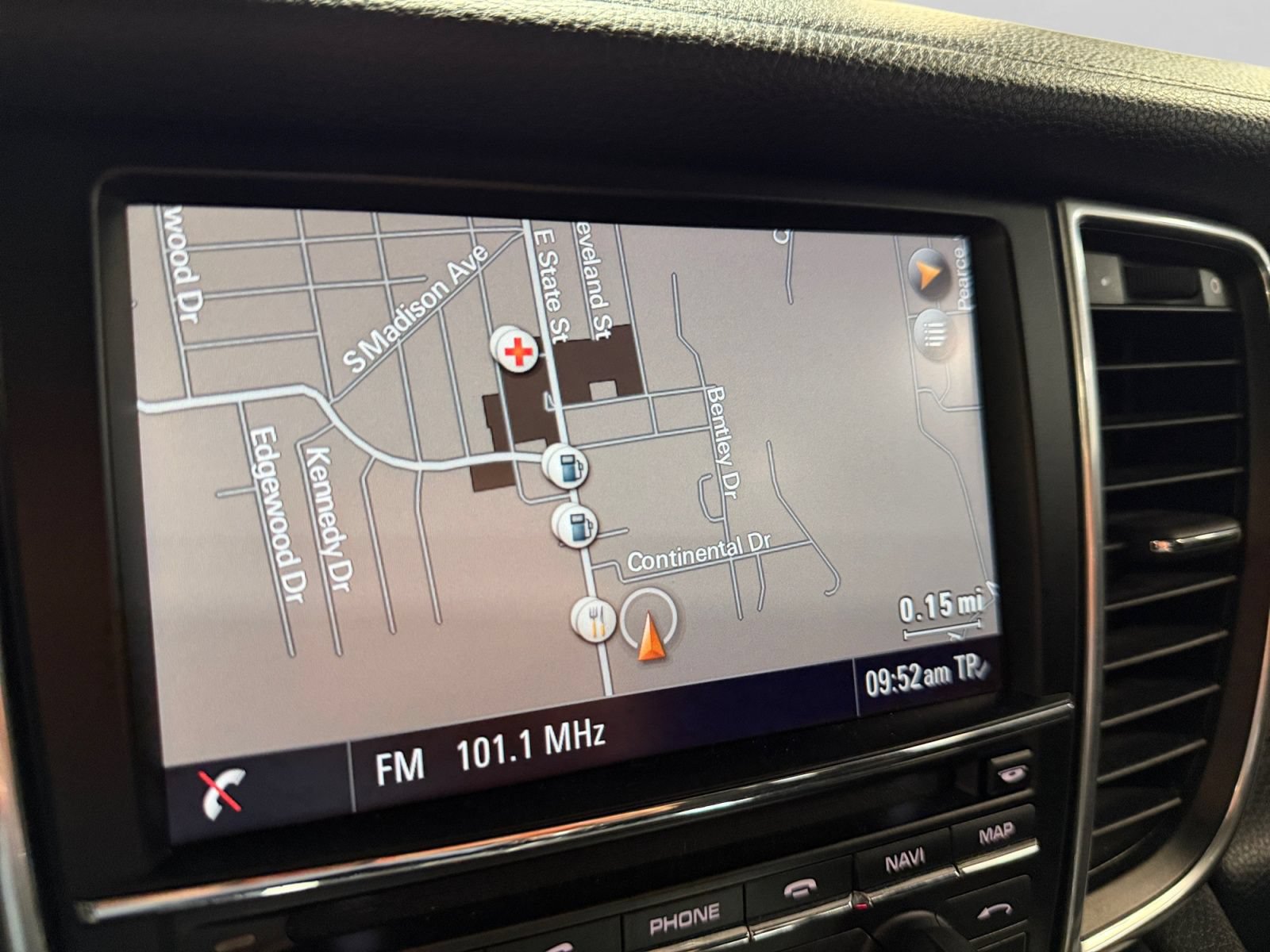 Used 2014 Porsche Panamera 4 w/ Premium Package AWD/4WD image 29