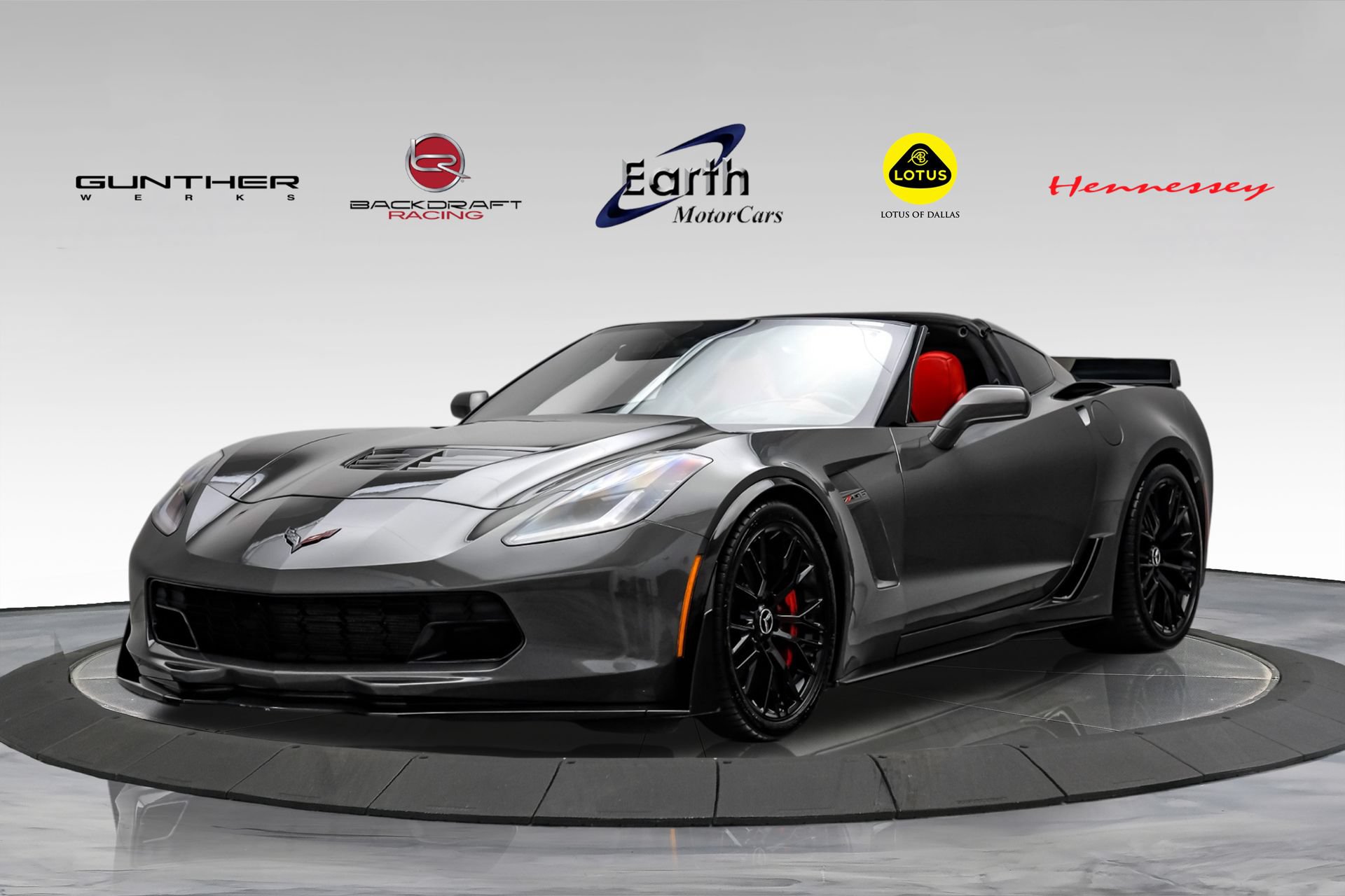 Used 2015 Chevrolet Corvette Z06 w/ 3LZ Preferred Equipment Group RWD image 1