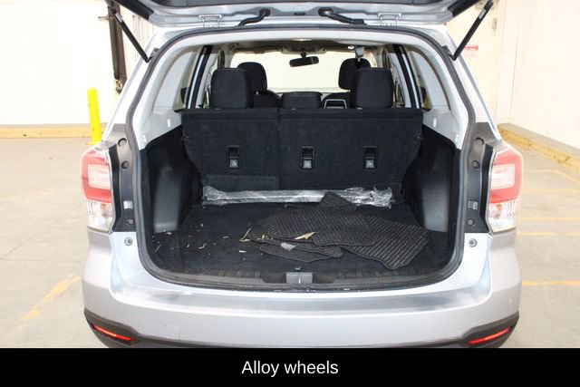 Used 2018 Subaru Forester 2.5i Premium w/ All-Weather Package image 14