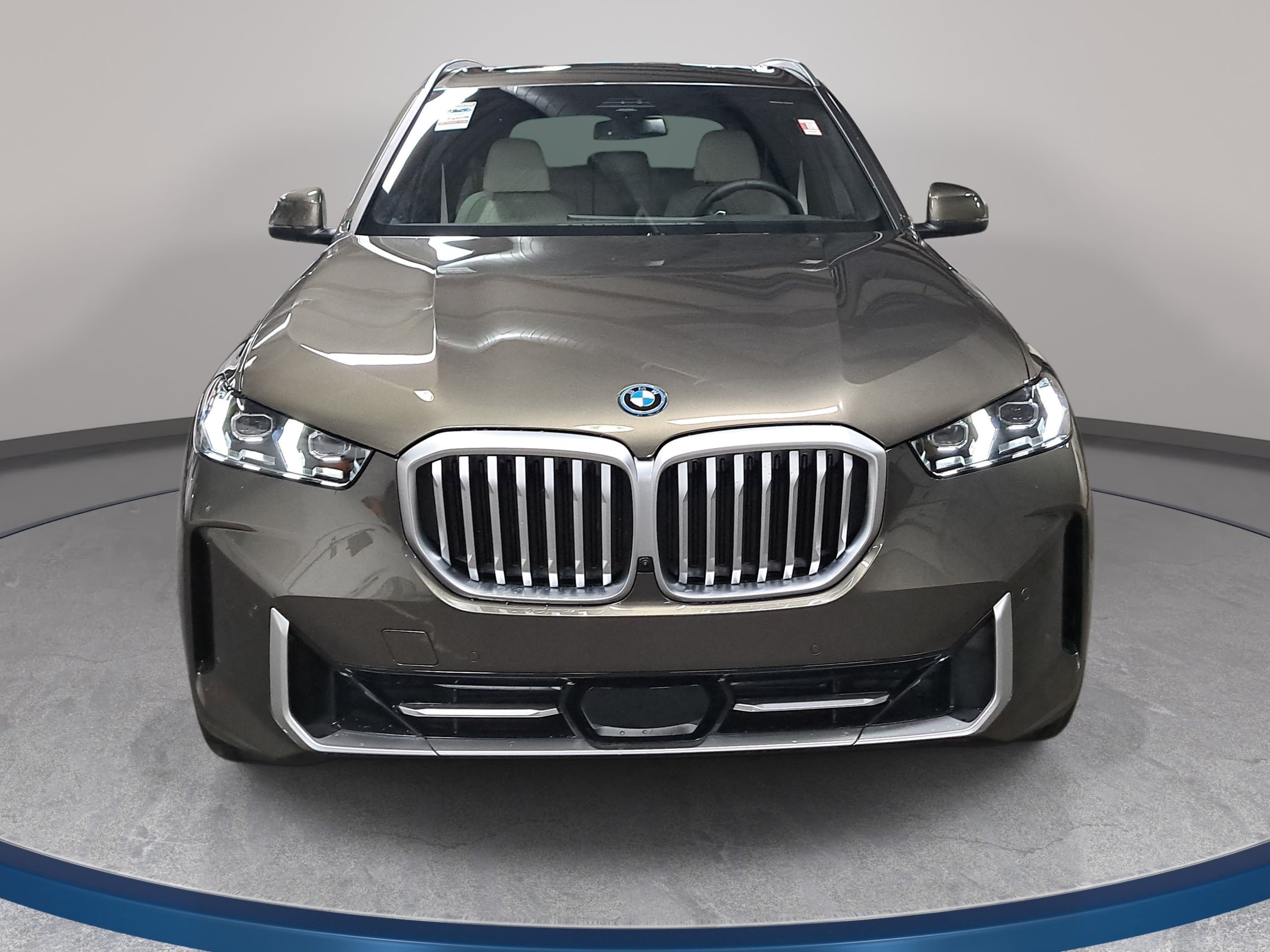 New 2026 BMW X5 xDrive50e AWD/4WD image 2