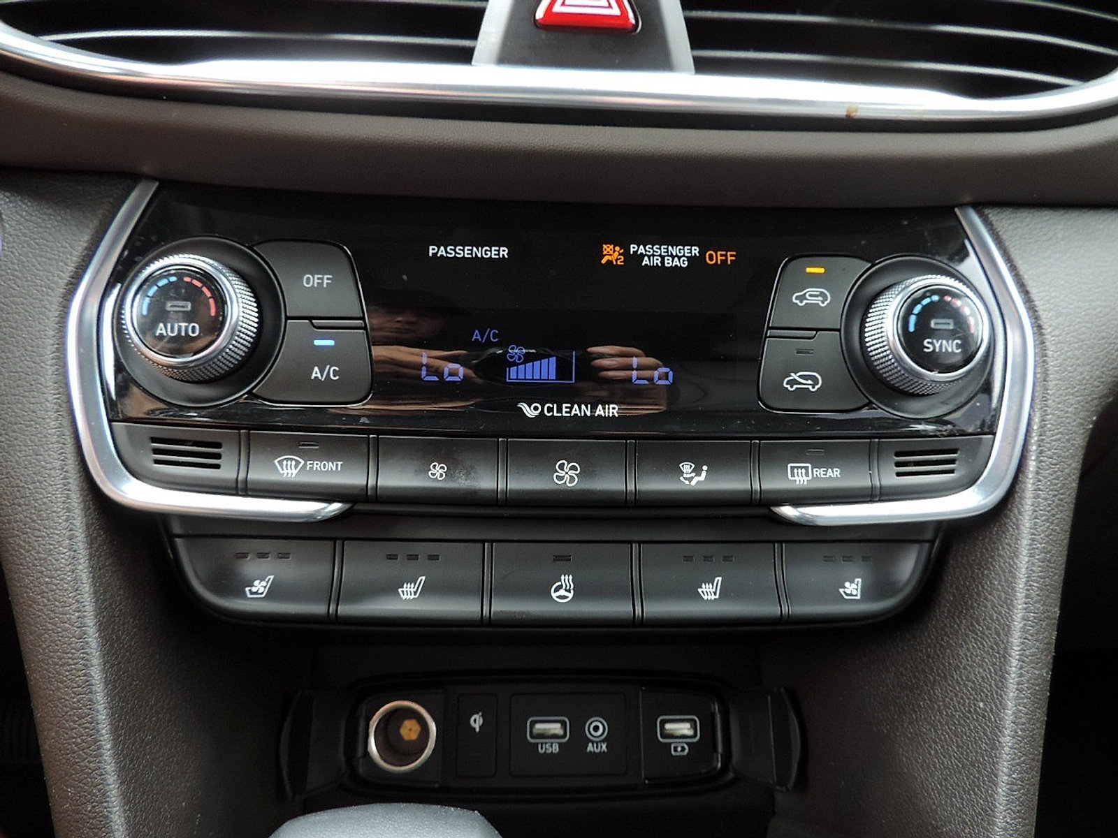 Used 2020 Hyundai Santa Fe Limited FWD image 22