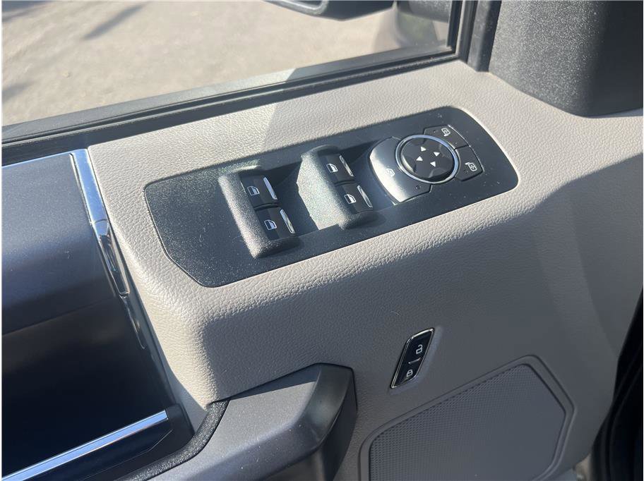 Used 2016 Ford F150 XLT w/ Equipment Group 301A Mid image 14