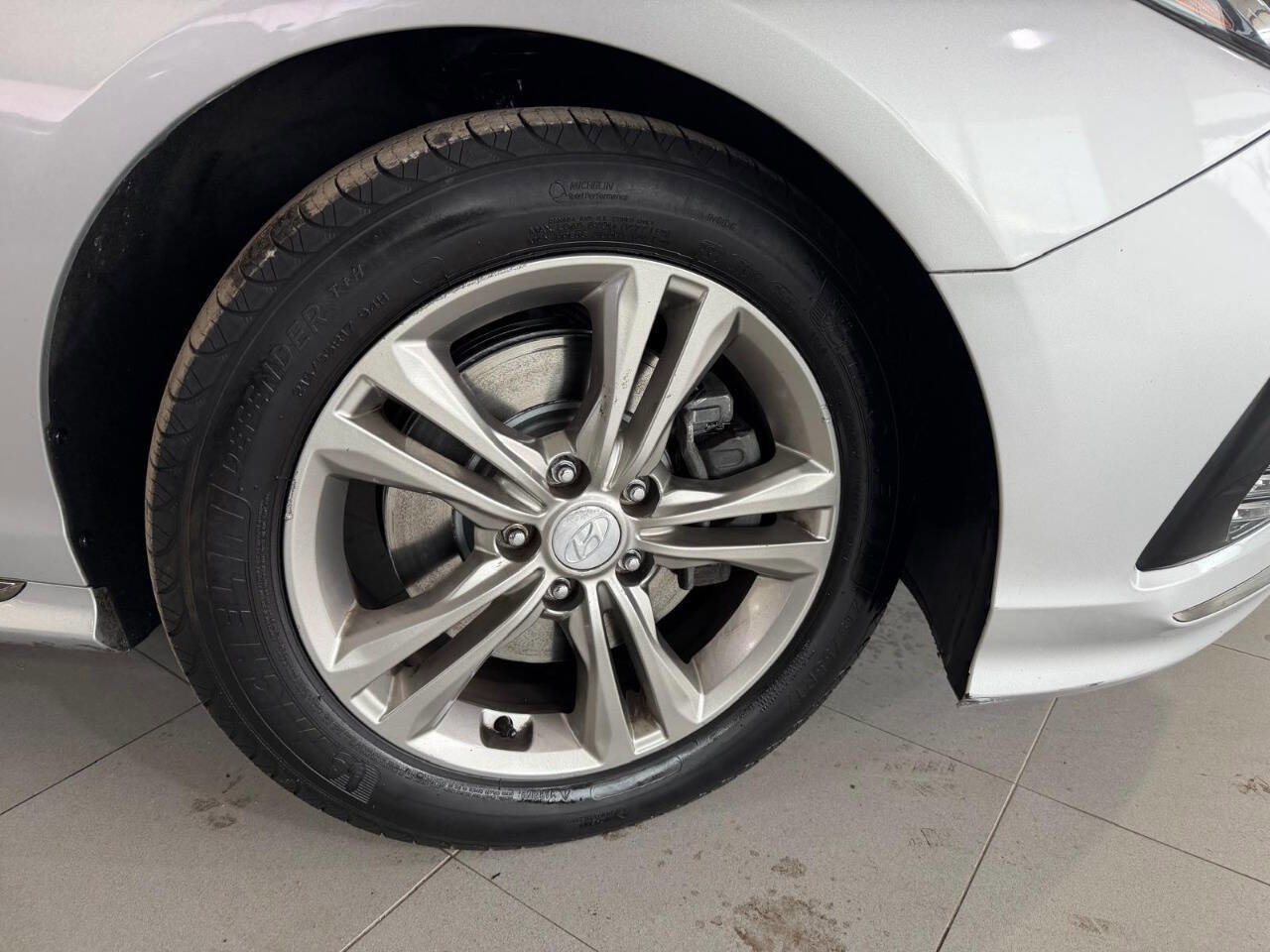 Used 2019 Hyundai Sonata Sport w/ Tech Package 03 image 13