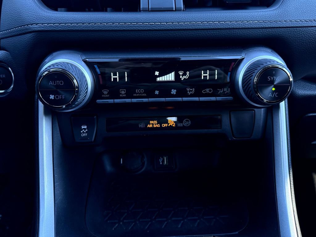 Used 2024 Toyota RAV4 XLE image 22