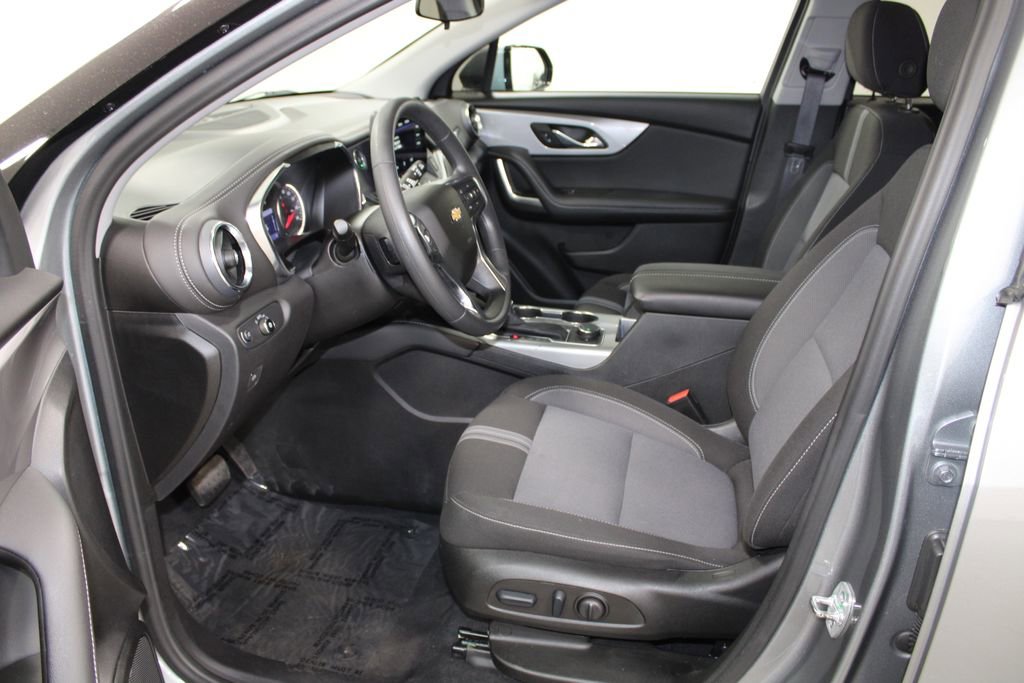 Used 2025 Chevrolet Blazer LT image 21