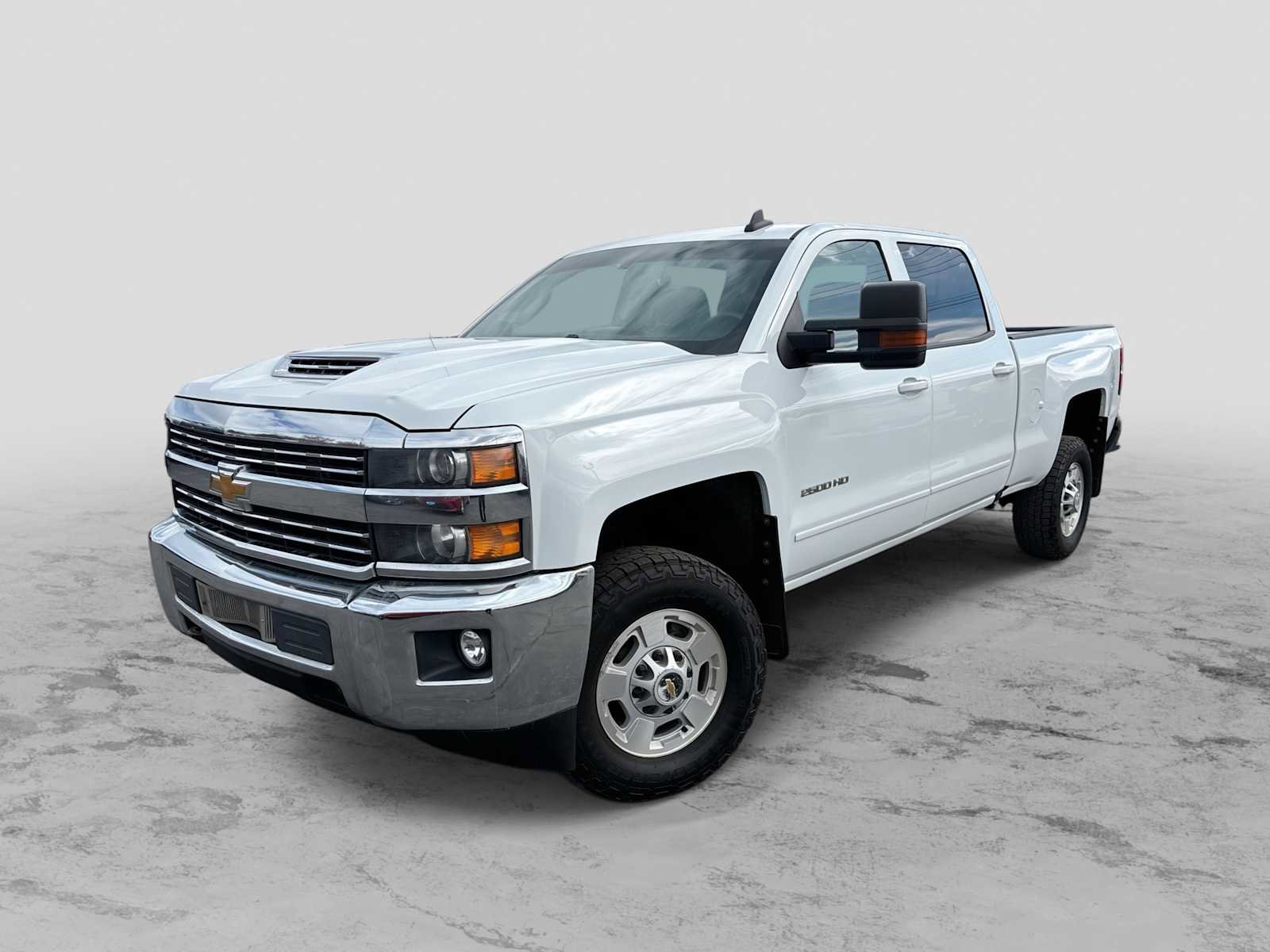Used 2018 Chevrolet Silverado 2500 LT image 1
