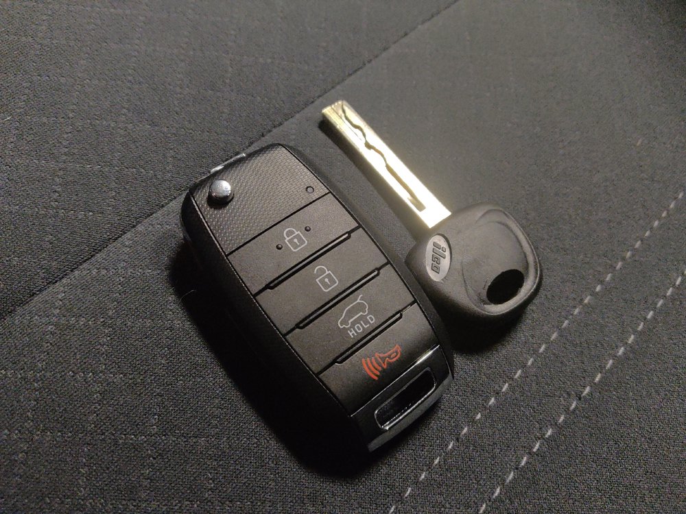 Used 2019 Kia Sorento FWD V6 image 32
