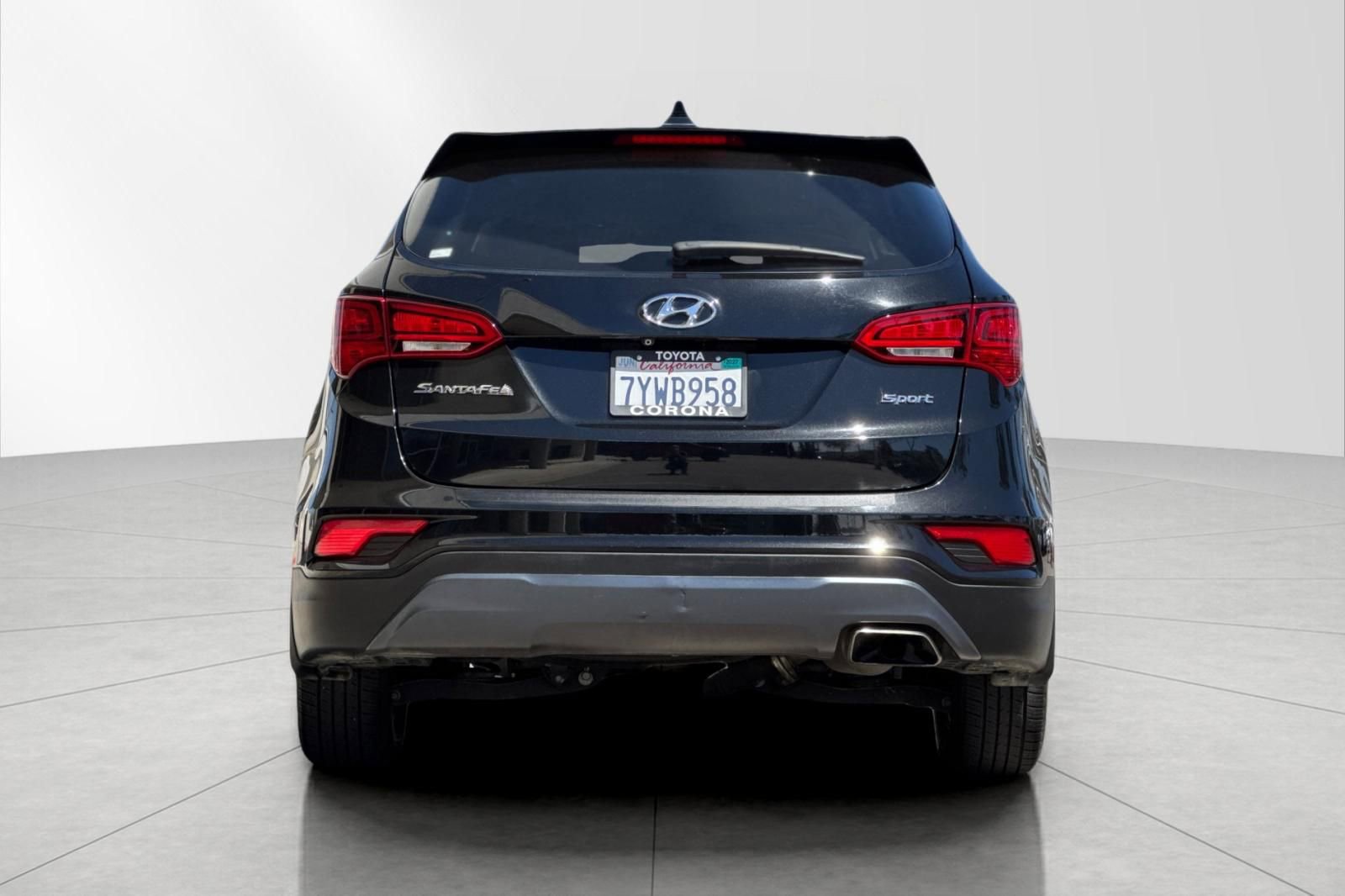 Used 2017 Hyundai Santa Fe Sport FWD image 5
