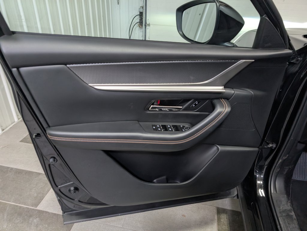 Used 2024 MAZDA CX-90 Plug-In Hybrid w/ Preferred AWD/4WD image 14