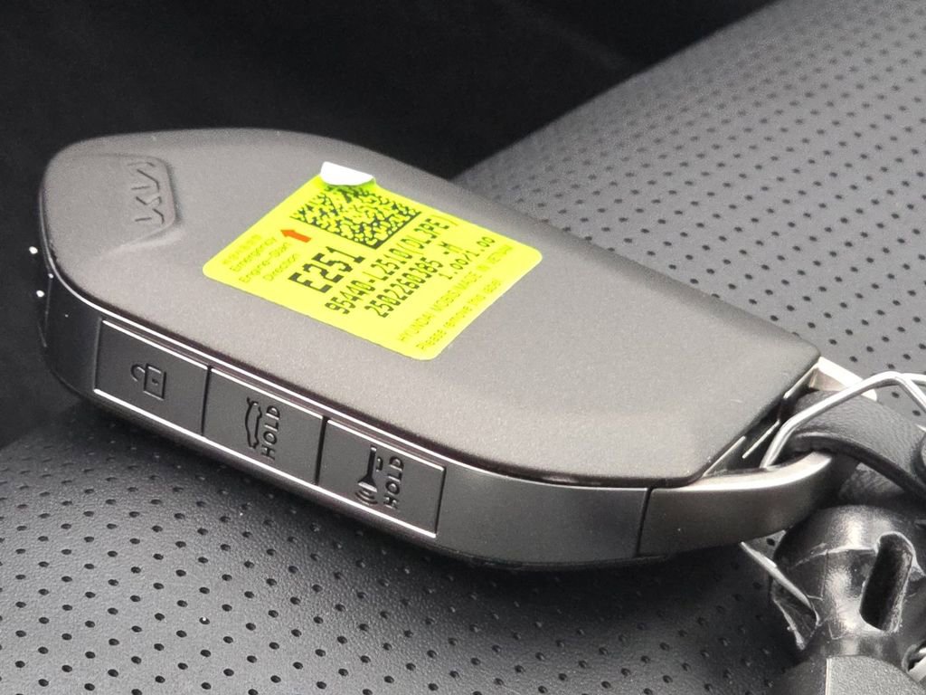 Used 2025 Kia K5 GT-Line w/ GT-Line Premium Package image 36