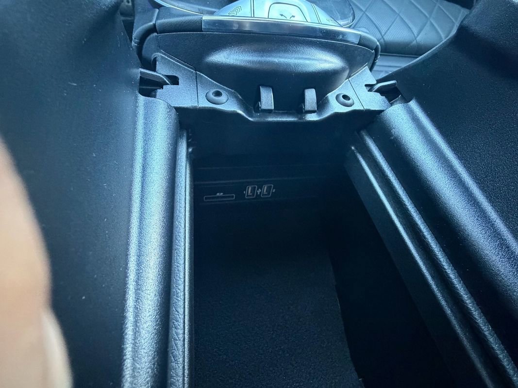 Used 2018 Mercedes-Benz E 400 4MATIC Cabriolet image 19