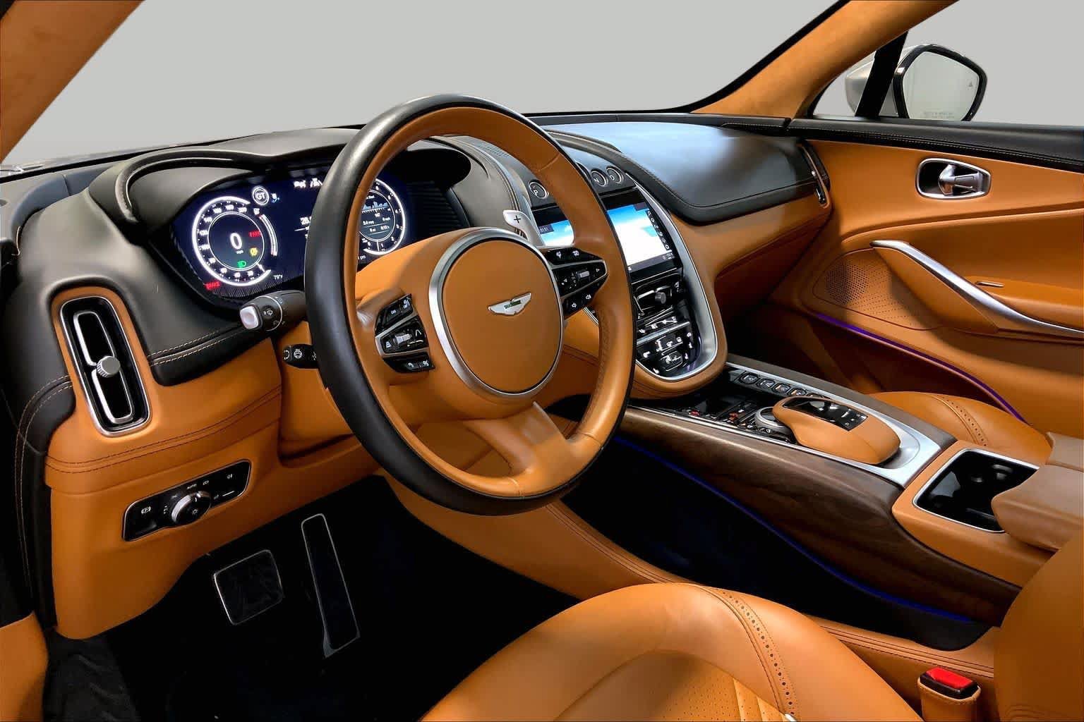 Used 2021 Aston Martin DBX AWD/4WD image 17
