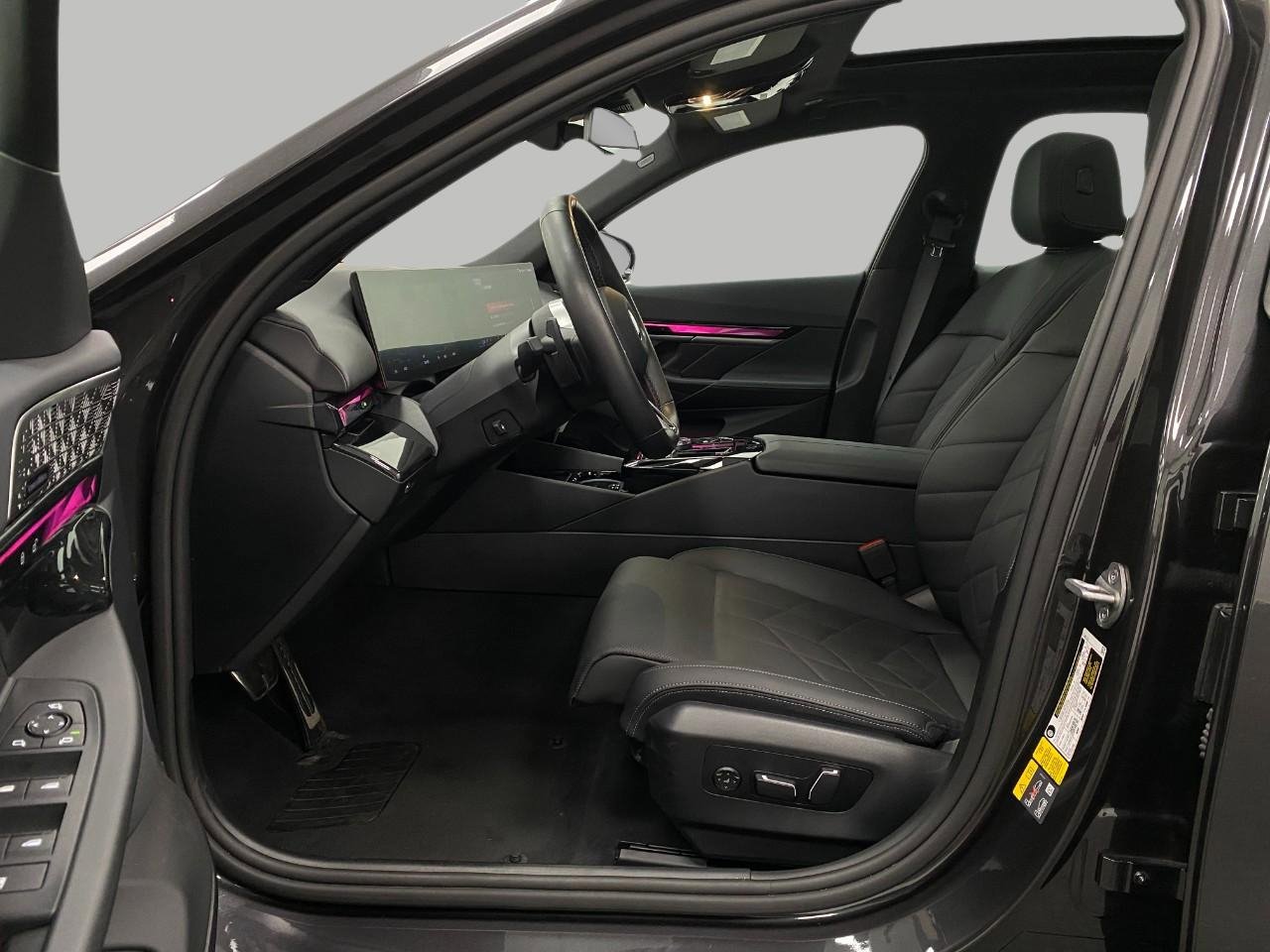 Used 2024 BMW i5 M60 w/ Premium Package image 30