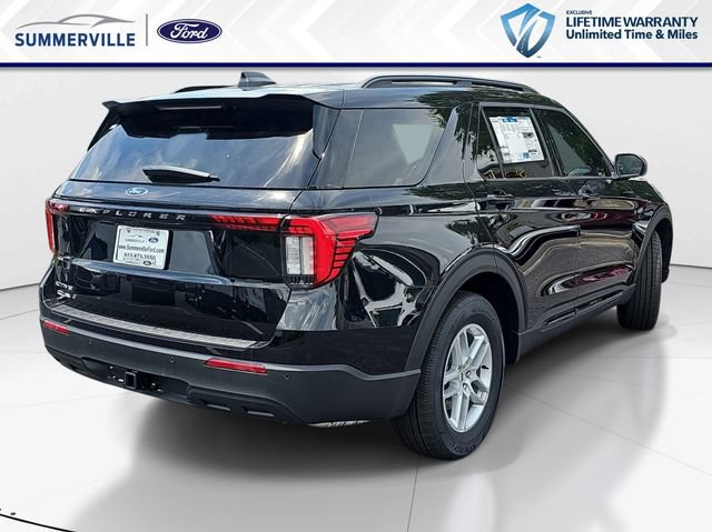 New 2026 Ford Explorer Active RWD image 3