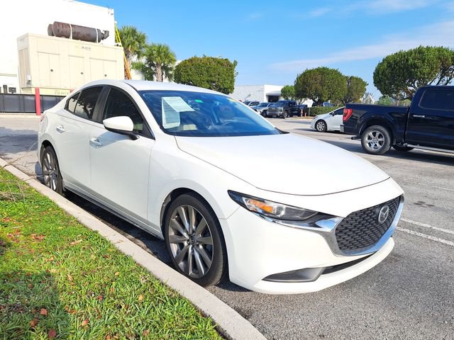 Used 2020 MAZDA MAZDA3 Sedan w/ Select Package image 2